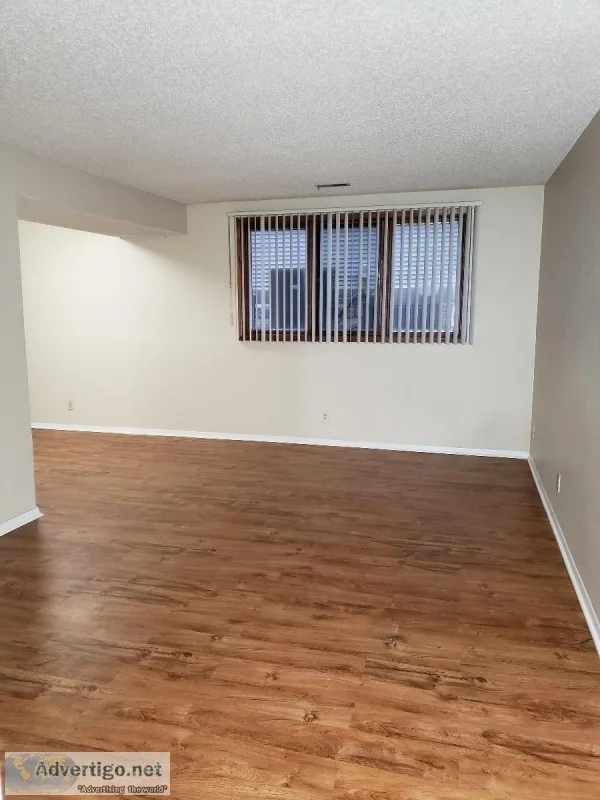 Spacious Garden-Level 2BR 1.75BA Near UNL and Downtown