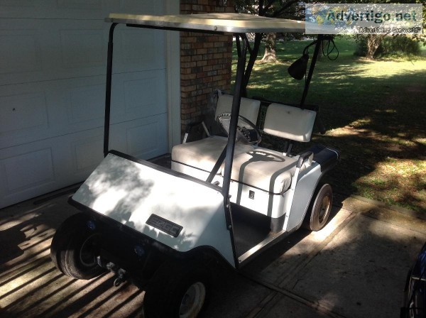 EZGO ELECTRIC GOLF CART