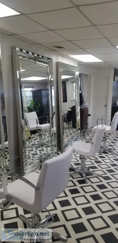 Excellent visibility sign capability hear Salon