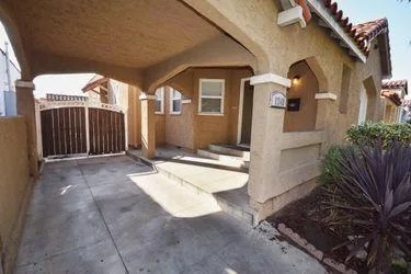 BEAUTIFUL HOME FOR RENT