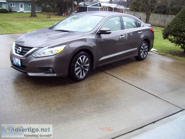 2016 NISSAN ALTIMA 2.5 SL LOW MILES NEXT TO NEW
