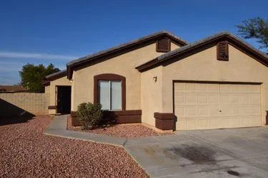 Welcome to 7030 W Villa St Phoenix AZ