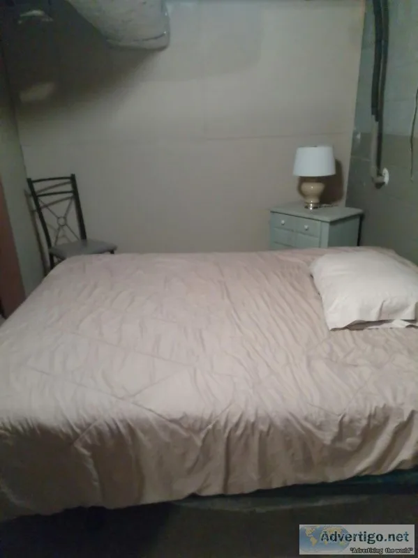 ROOM FOR RENT