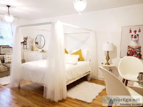 LARGE ROOM AVAILABLE FOR TODAY 