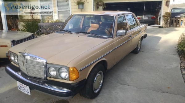 1978 MERCEDES BENZ 300D