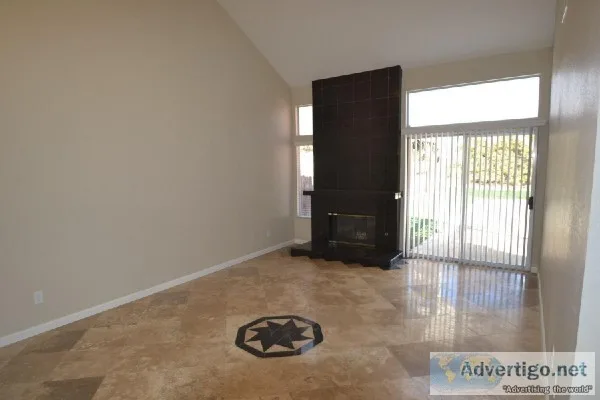 3 beds 3 baths  Via Olivia Murrieta CA 92562