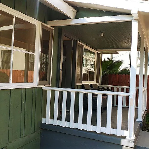 AVAILABLE NOW - READY FOR IMMEDIATE MOVE IN