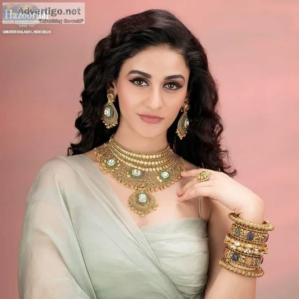 If you are looking to buy gold earring online