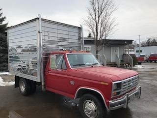 1983 ford f350 9ft box truck diesel