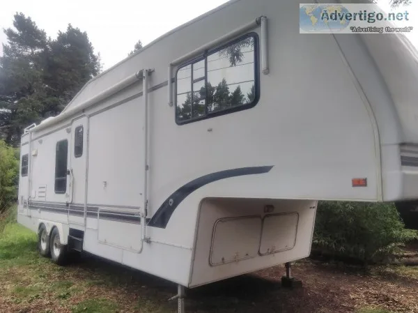 Alpenlite highcrest 31 ft rv