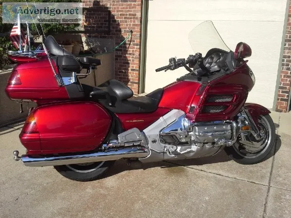 2003 Honda Gold Wing and trailer