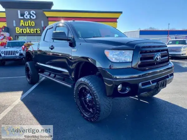  2010 TOYOTA TUNDRA GRADE4X4TRD OFF PACKAGENICE and CLEAN 