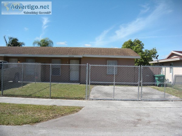 Elegant Updated 21 Duplex House. Miami