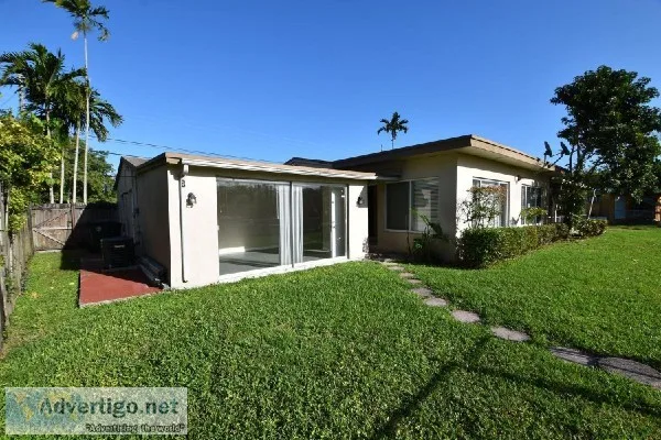 Welcome to 6160 SW 63rd Ave South Miami FL 33143