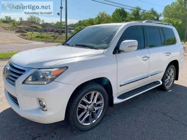 SELLING LUXUS LX 570 2015 vERY CLEAN 18000USD