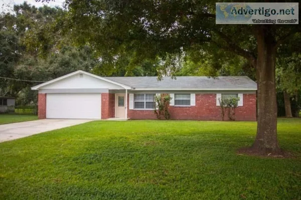 2111 E Lumsden Rd Valrico FL