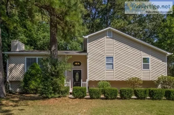 1400 Glynn Oaks Dr SW Marietta GA