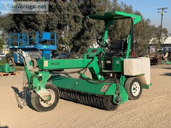 2013 LAYMOR SM300 SWEEPER 152901201