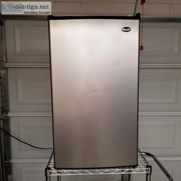 Dorm Room Refrigerator