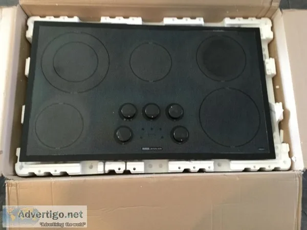 Jenn-Air glass cook top stove
