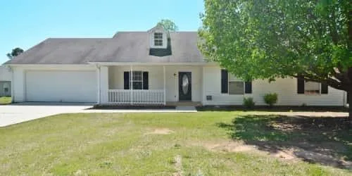 Welcome to 130 Mountainview Dr Covington GA 30016