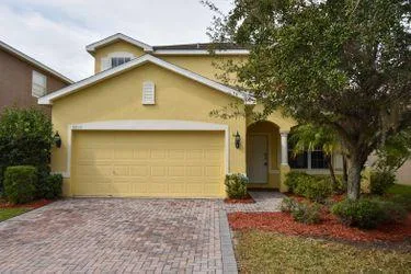 Welcome to 8809 Cameron Crest Dr Tampa FL 33626