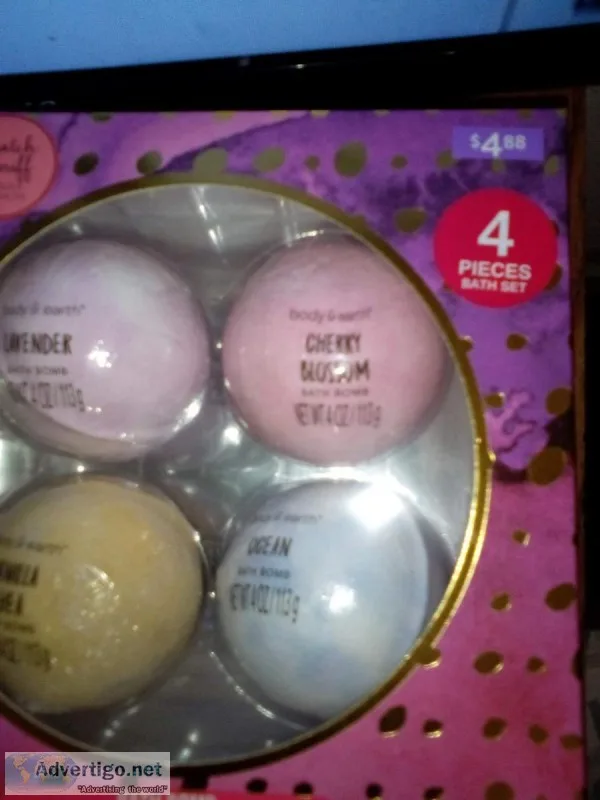 Selling new bath bombs