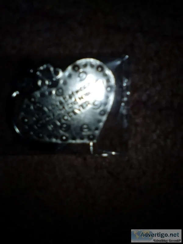 Selling new heart keychain