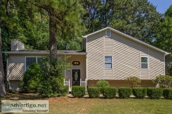 Welcome to 1400 Glynn Oaks Dr SW Marietta GA 30008