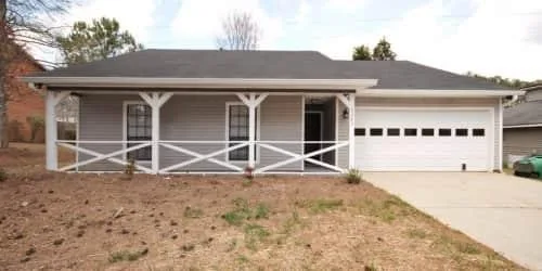 Welcome to 3285 Trotters Walk Cir Snellville GA 30078