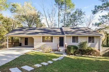Welcome to 476 Ashton Cir Lawrenceville GA 30046