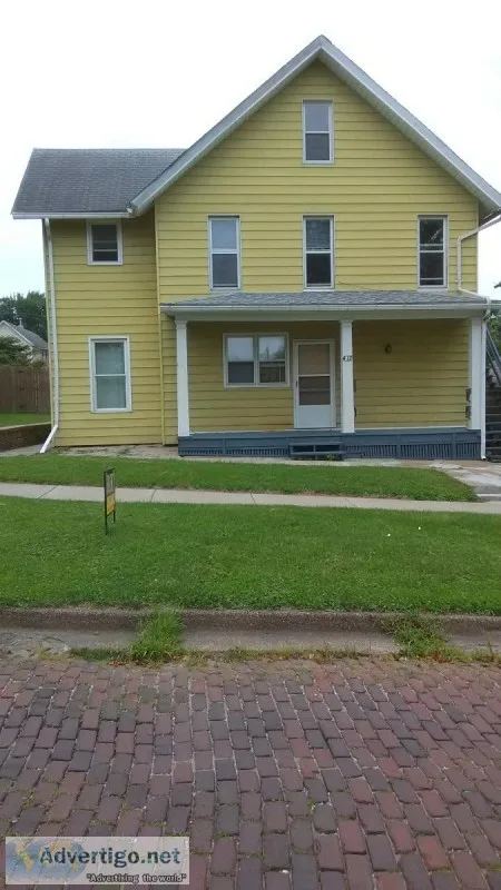 one bedroom upstairs