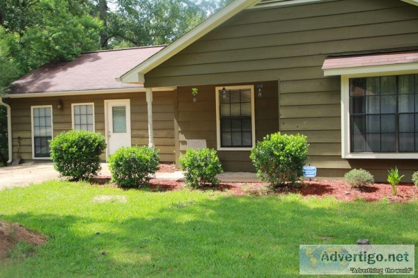 No Banks Needed &ndash Owner-Financing - Brandon 3 BR3 BA Home