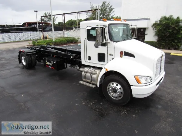 2020 Kenworth T370 Hooklift Truck Stock 380731