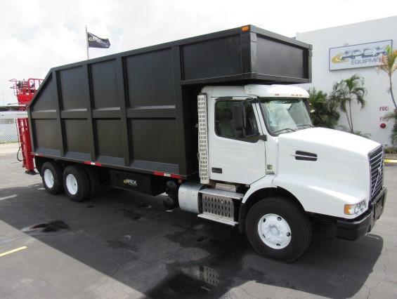 2013 Volvo VHD Grapple Truck Stock 131438