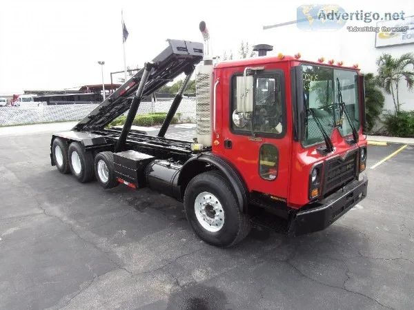 2008 Mack MRU613 Roll Off Tuck Stock 002065