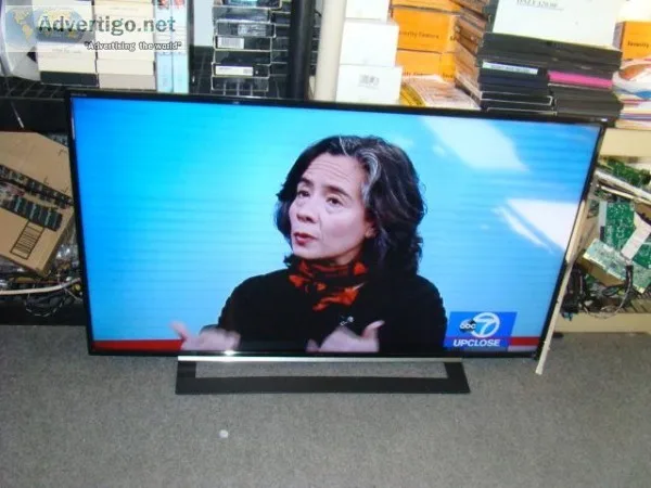 40&quot SONY LED TV and REMOTE CONTROL WORKS GREAT