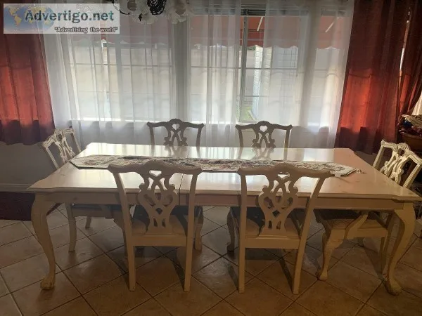 Oak Dining Room Set with Hutch