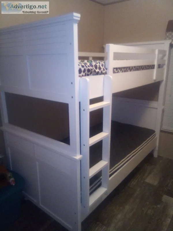 White twin Bunk Bed