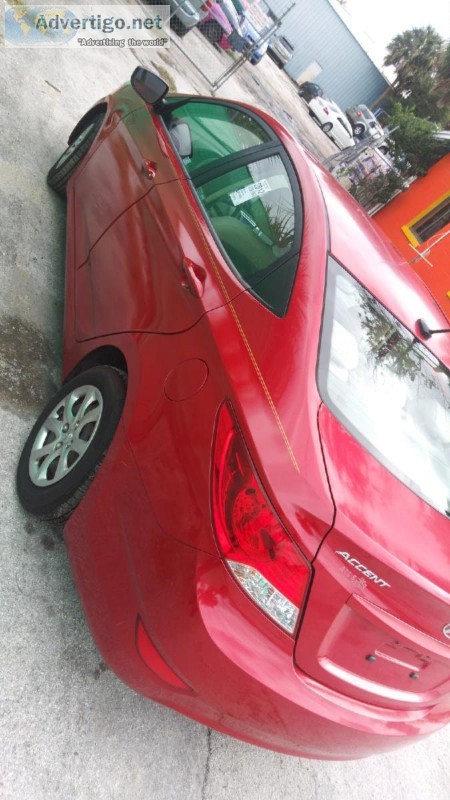 2012 HYUNDAI ACCENT