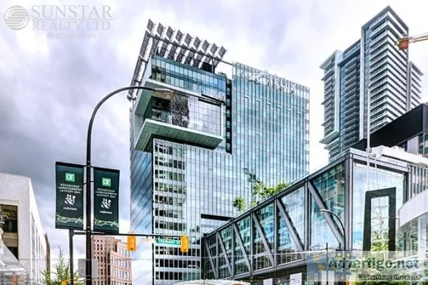 Downtown Core 1 Bed 1 Bath Condo w Balcony  Telus Garden