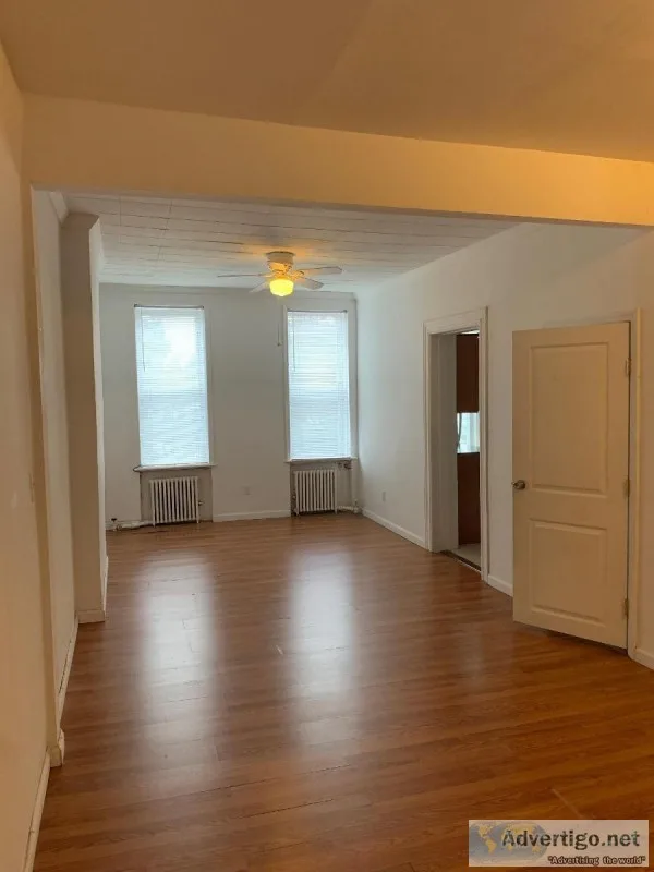 ID  1368941     Beautiful 2 Bedroom Apartment for Rent in Glenda
