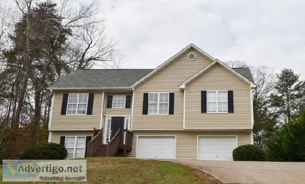  1260mo  3 beds 2 baths  1752 sqft - Gainesville GA