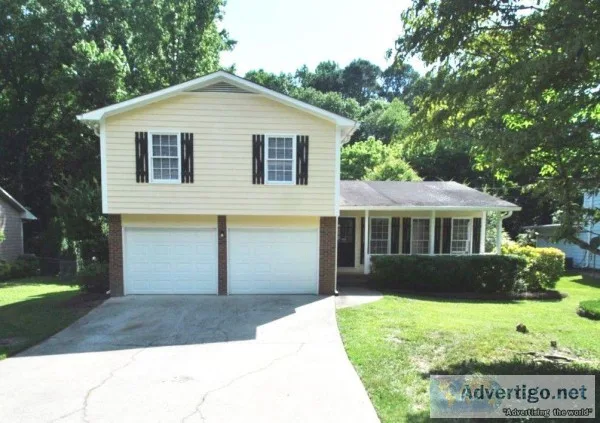 5986 Dana Dr  Norcross GA