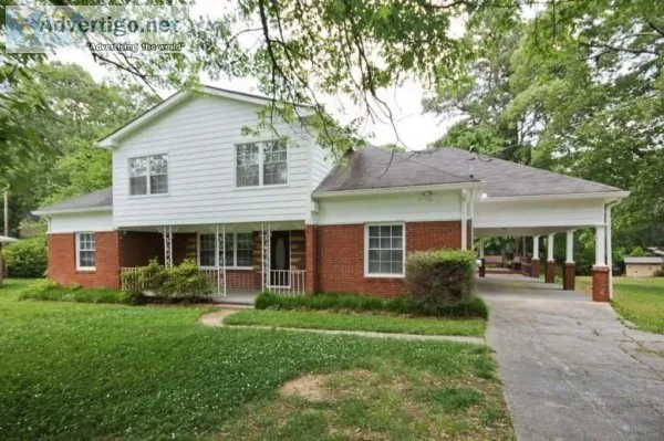  1496mo  3 beds 3 baths  3394 sqft - Lithia Springs GA