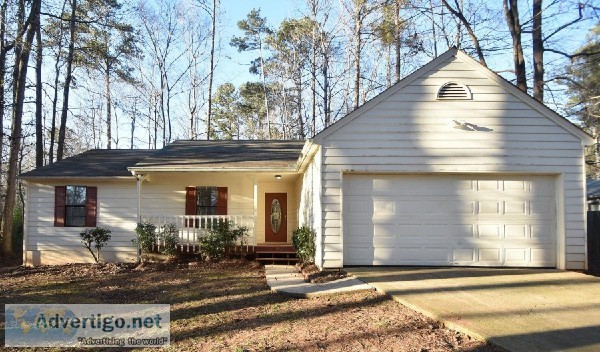 Welcome to 465 Lakeshore Dr Stockbridge GA 30281