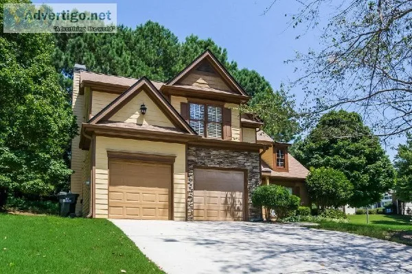  2124mo  4 beds 2.5 baths  2460 sqft