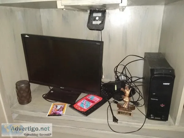 Desktop computer and computer chestcabinet