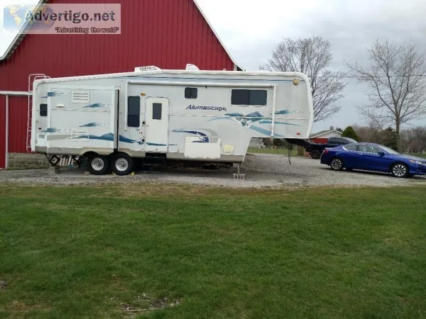 2006 Alumascape Fifth Wheel Camper