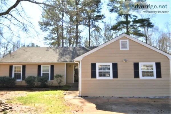  1533mo  4 beds 2 baths  1862 sqft - Powder Springs GA